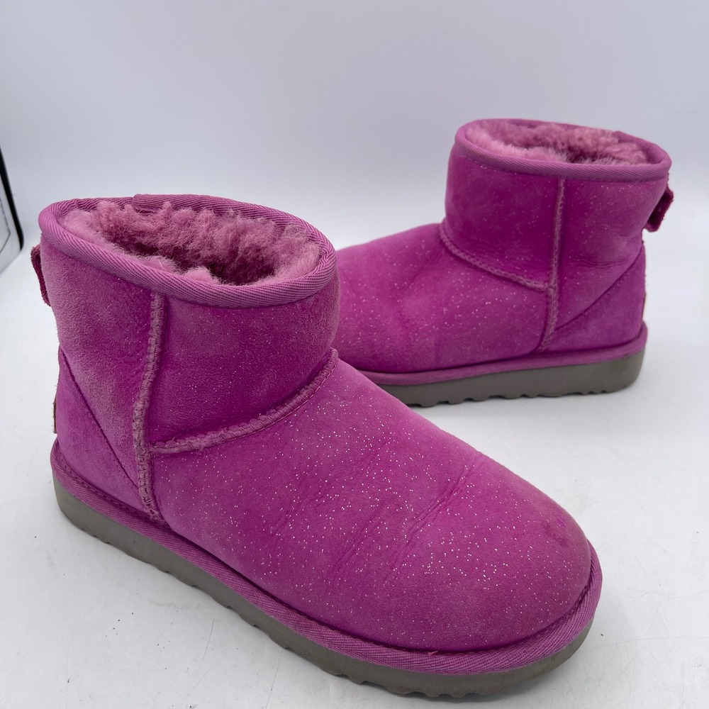 UGG Classic Mini Stellar Pink Glitter Suede Ankle Boots Womens Size 6 Warm